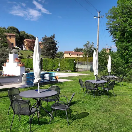 Motta Con Piscina E Tennis * Brisino