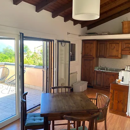 Apartment Motta Con Piscina E Tennis Brisino