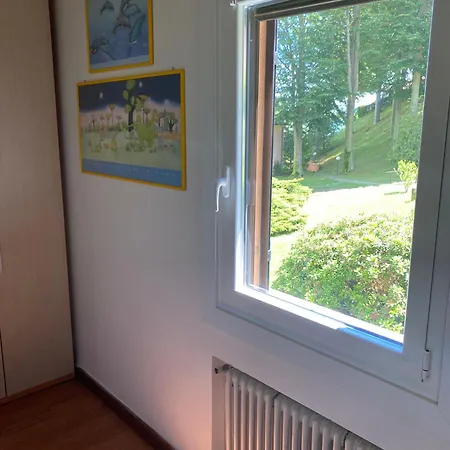 Apartment Motta Con Piscina E Tennis