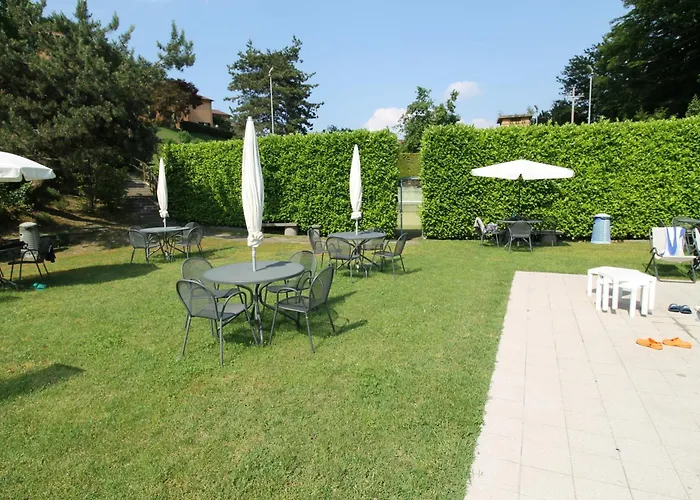 Motta Con Piscina E Tennis Apartman Brisino
