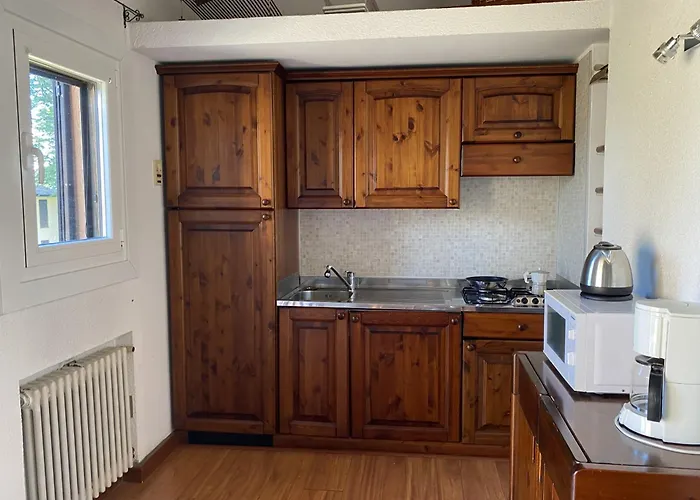 Apartment Motta Con Piscina E Tennis *