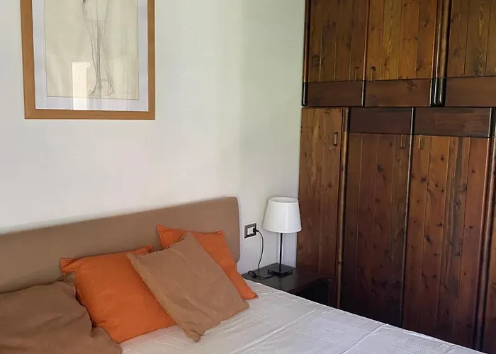 Apartman Motta Con Piscina E Tennis *