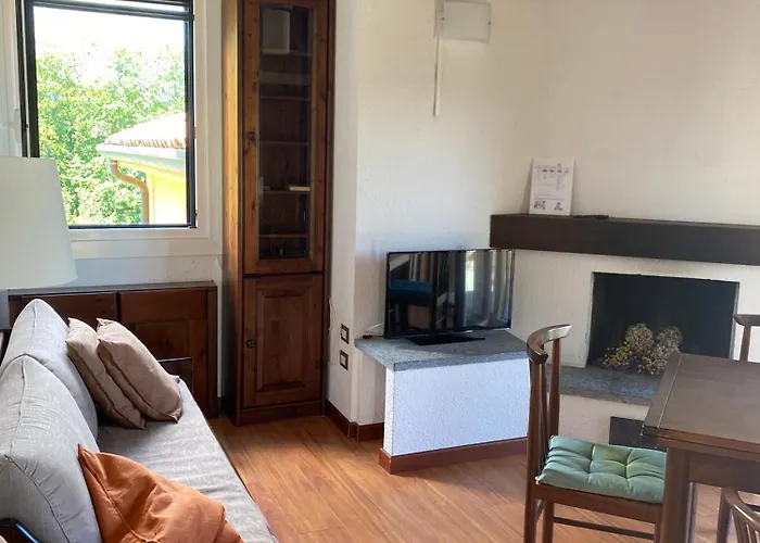 Motta Con Piscina E Tennis Apartman *
